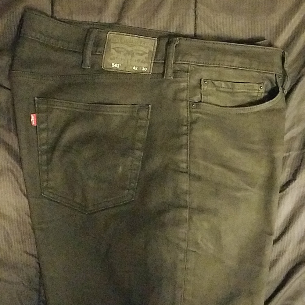 6 pair of jeans and two pair of slacks - Picture 6 of 8